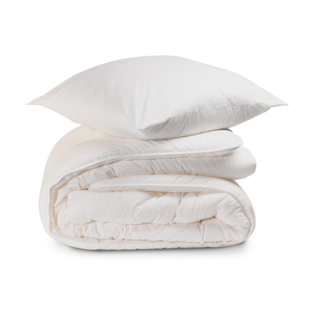 Kit Sommeil 1 Oreiller 65x65 + 1 Couette 140x200 Kit Sommeil 1 Oreiller 65x65 + 1 Couette 140x200
